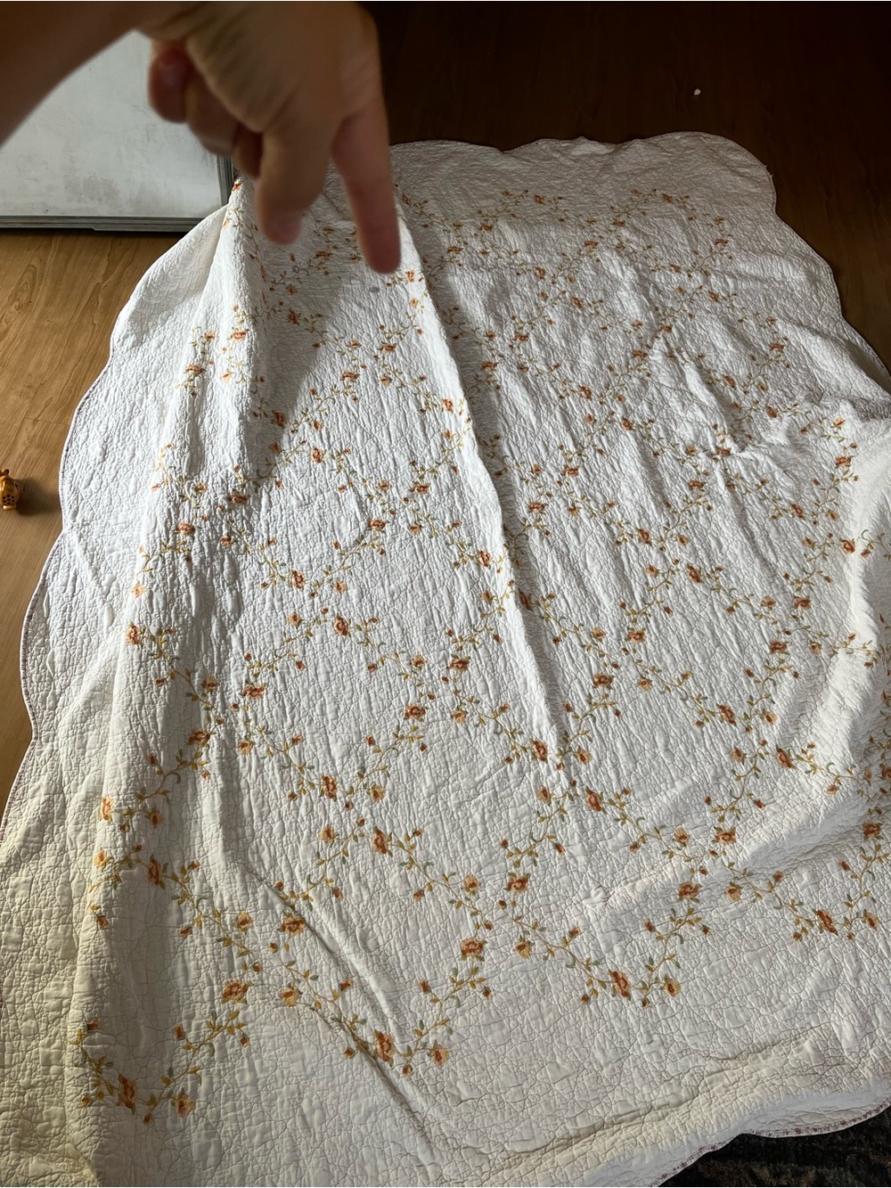 Cottagecore feminine girly girlhood country queen size Quilted Floral Bedspread - Picture 7 of 7